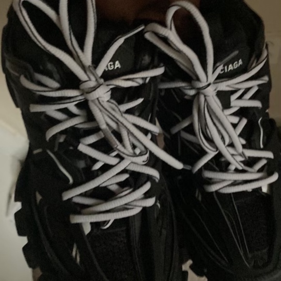 I’m selling these because I got another pair, so I don’t need these anymore